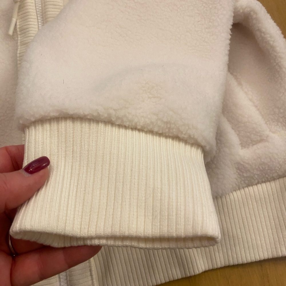 All in Motion Women’s White Fleece New Hooded Jacket size - Picture 5 of 13